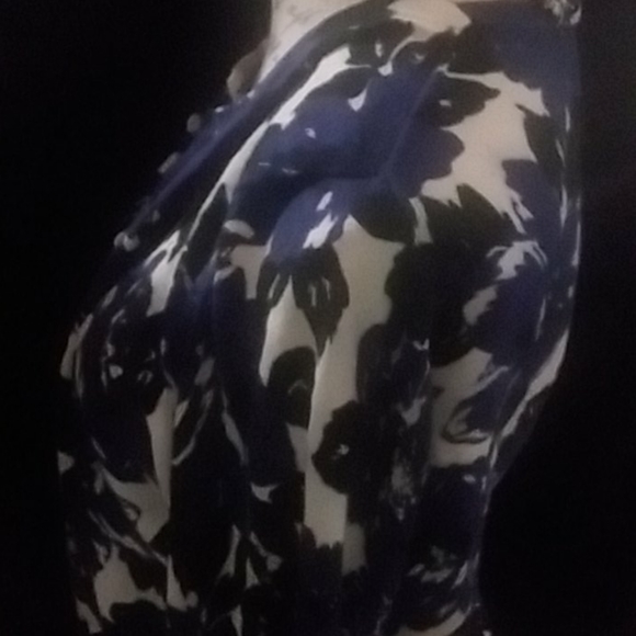 Sweater - Picture 3 of 5